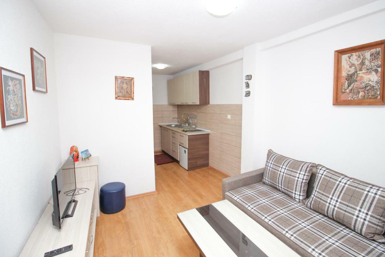 Apartmani Mishe Vevcani Ngoại thất bức ảnh